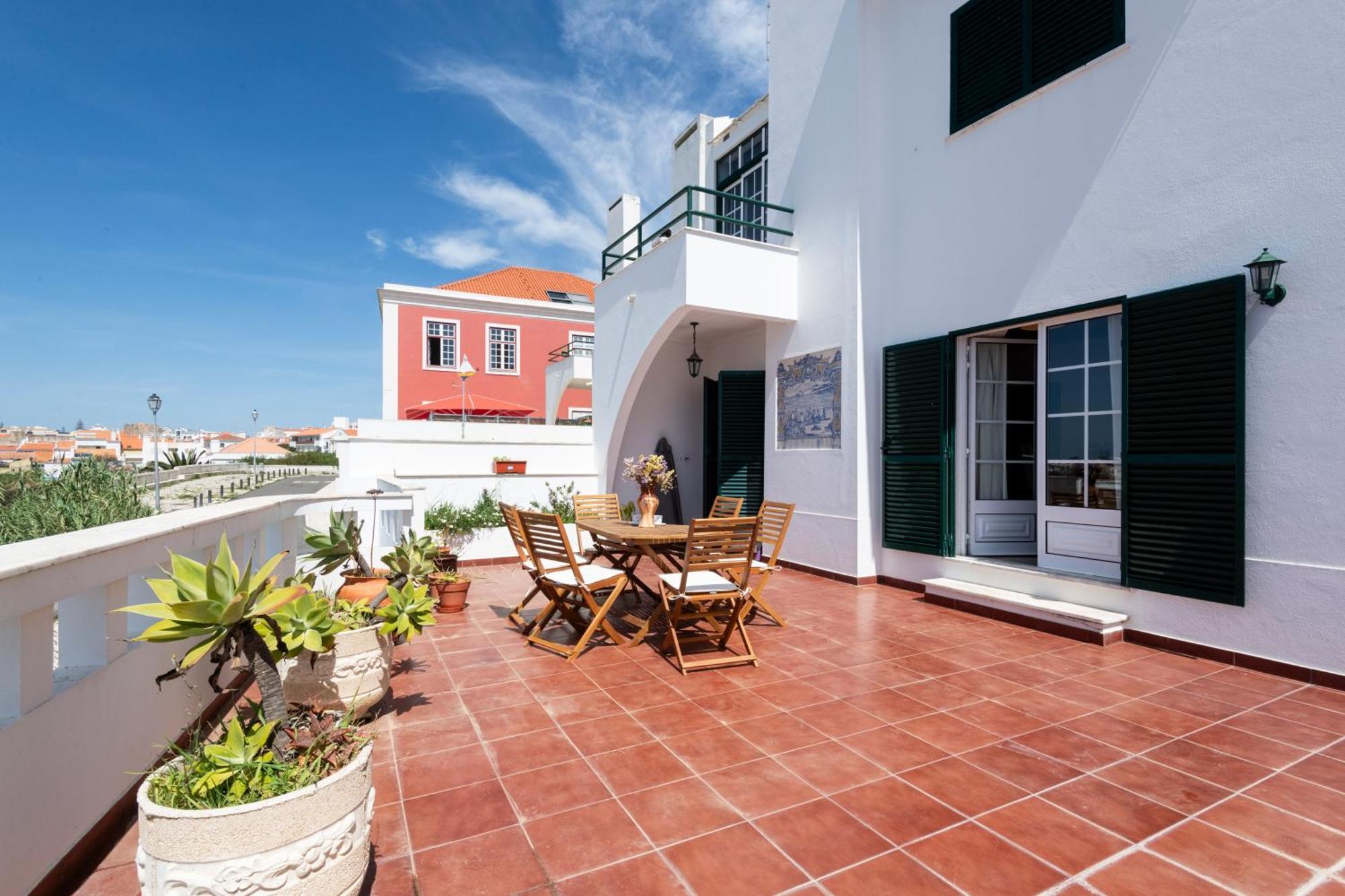 Sines Beach Front Villa Exterior photo